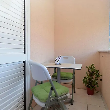With A - C In Porec-istrien 44330 Apartment *